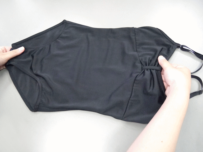 レオタードの縦の伸縮性